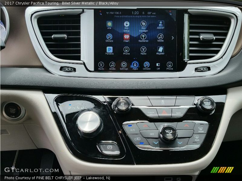 Billet Silver Metallic / Black/Alloy 2017 Chrysler Pacifica Touring