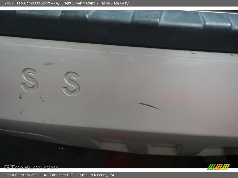 Bright Silver Metallic / Pastel Slate Gray 2007 Jeep Compass Sport 4x4