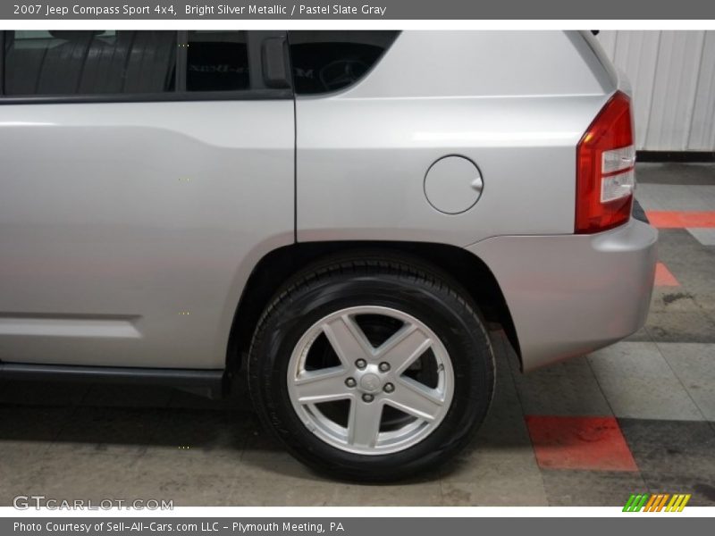 Bright Silver Metallic / Pastel Slate Gray 2007 Jeep Compass Sport 4x4