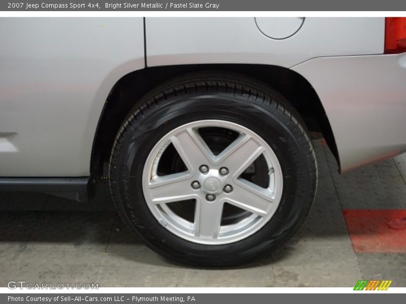 Bright Silver Metallic / Pastel Slate Gray 2007 Jeep Compass Sport 4x4