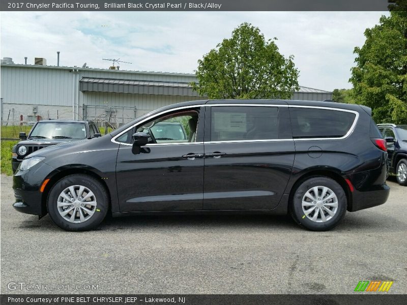  2017 Pacifica Touring Brilliant Black Crystal Pearl