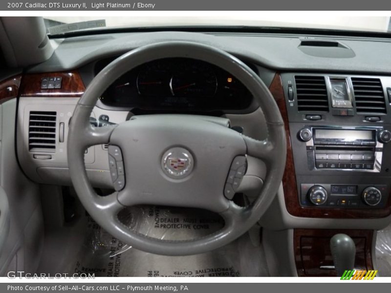 Light Platinum / Ebony 2007 Cadillac DTS Luxury II