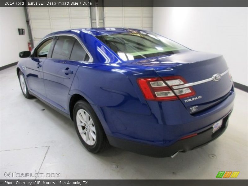 Deep Impact Blue / Dune 2014 Ford Taurus SE