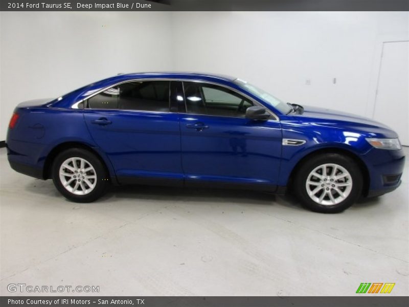 Deep Impact Blue / Dune 2014 Ford Taurus SE