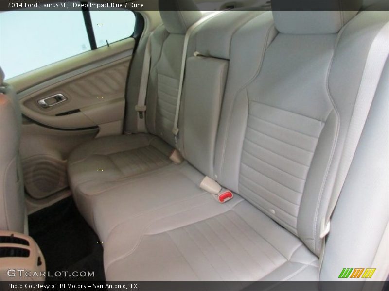 Deep Impact Blue / Dune 2014 Ford Taurus SE