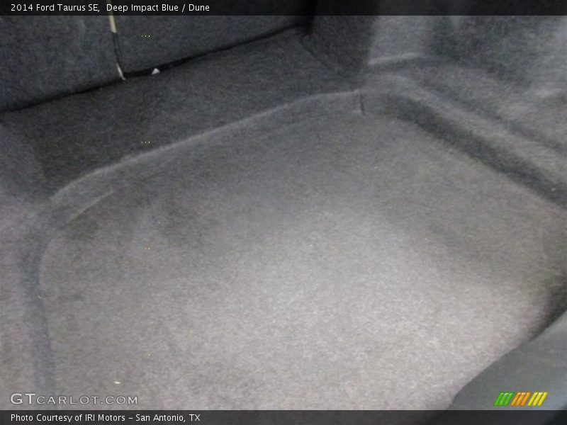 Deep Impact Blue / Dune 2014 Ford Taurus SE