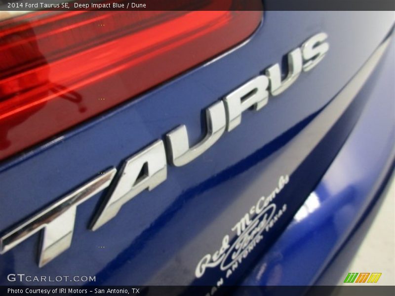 Deep Impact Blue / Dune 2014 Ford Taurus SE