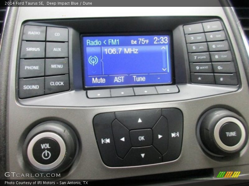 Deep Impact Blue / Dune 2014 Ford Taurus SE