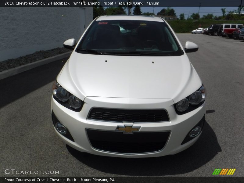 White Diamond Tricoat / Jet Black/Dark Titanium 2016 Chevrolet Sonic LTZ Hatchback