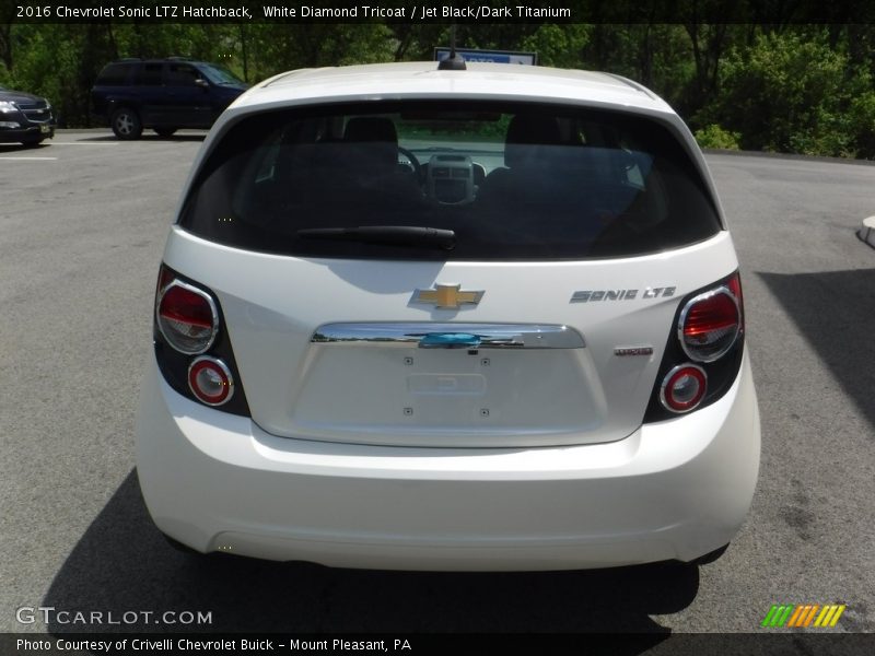 White Diamond Tricoat / Jet Black/Dark Titanium 2016 Chevrolet Sonic LTZ Hatchback