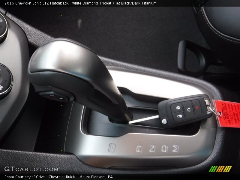 White Diamond Tricoat / Jet Black/Dark Titanium 2016 Chevrolet Sonic LTZ Hatchback