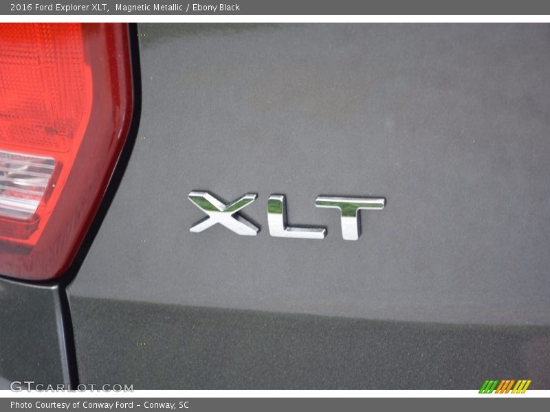 Magnetic Metallic / Ebony Black 2016 Ford Explorer XLT