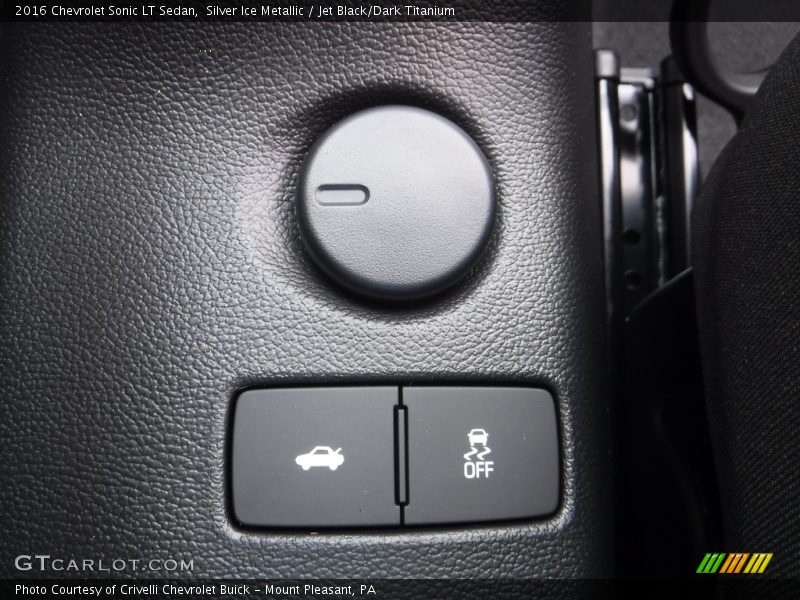 Silver Ice Metallic / Jet Black/Dark Titanium 2016 Chevrolet Sonic LT Sedan