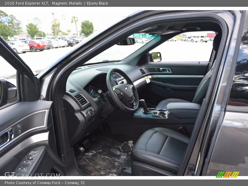 Magnetic Metallic / Ebony Black 2016 Ford Explorer XLT