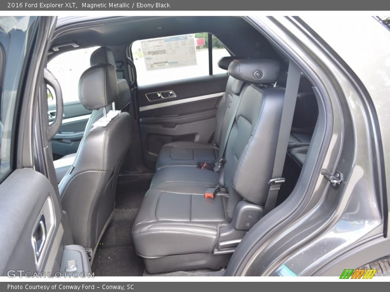 Magnetic Metallic / Ebony Black 2016 Ford Explorer XLT