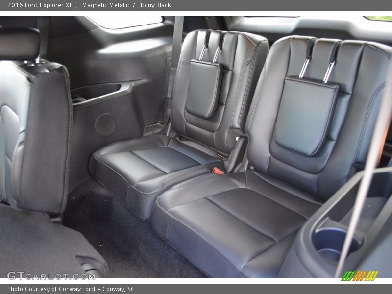Magnetic Metallic / Ebony Black 2016 Ford Explorer XLT