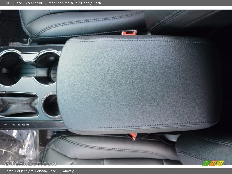 Magnetic Metallic / Ebony Black 2016 Ford Explorer XLT