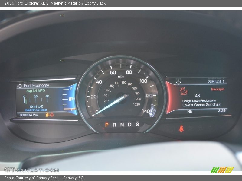 Magnetic Metallic / Ebony Black 2016 Ford Explorer XLT