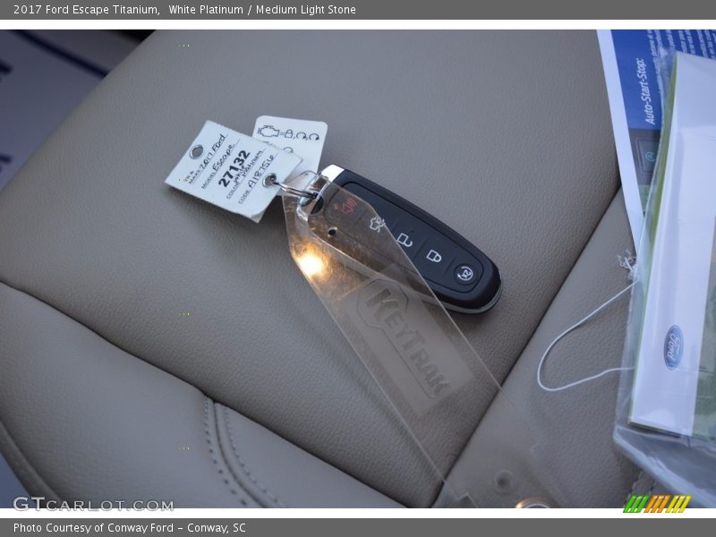 White Platinum / Medium Light Stone 2017 Ford Escape Titanium