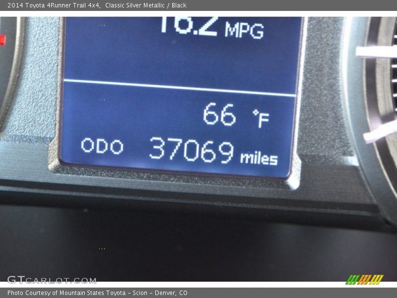 Classic Silver Metallic / Black 2014 Toyota 4Runner Trail 4x4