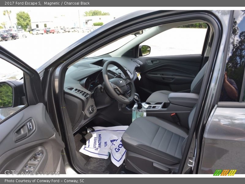 Magnetic / Charcoal Black 2017 Ford Escape S