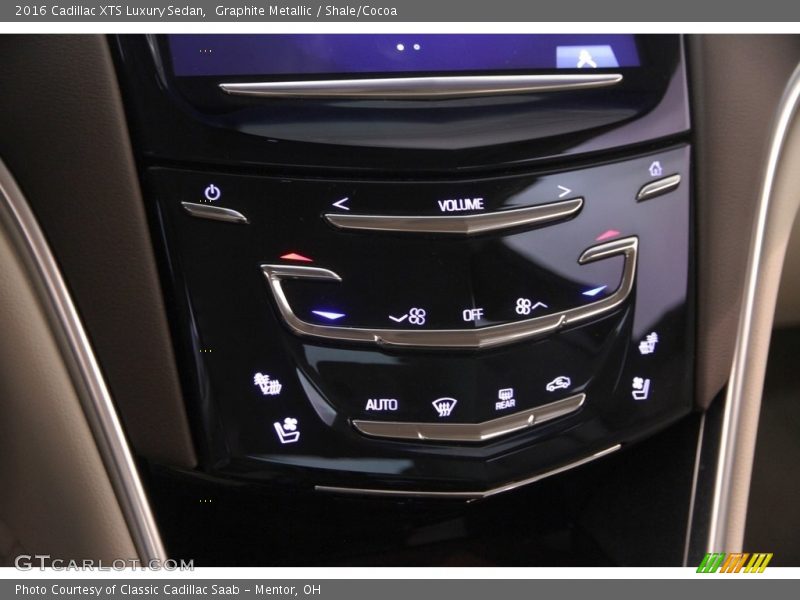 Controls of 2016 XTS Luxury Sedan