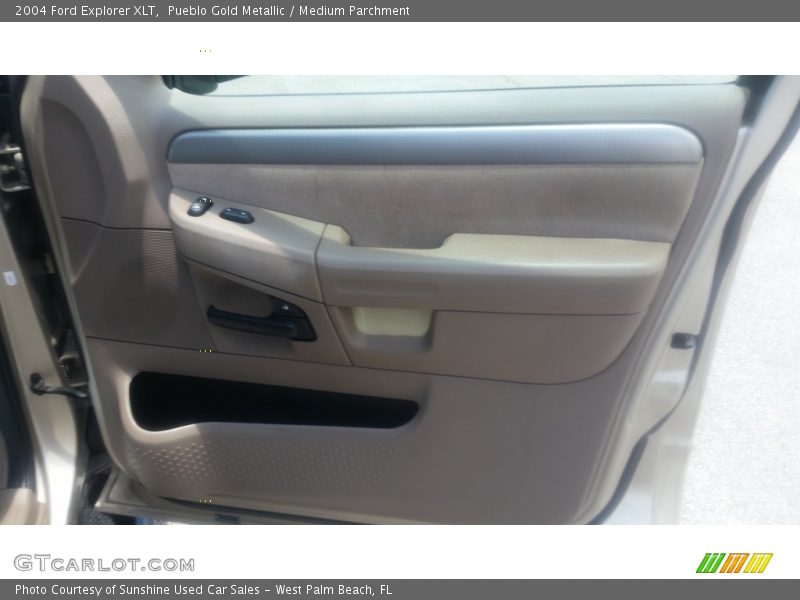 Pueblo Gold Metallic / Medium Parchment 2004 Ford Explorer XLT