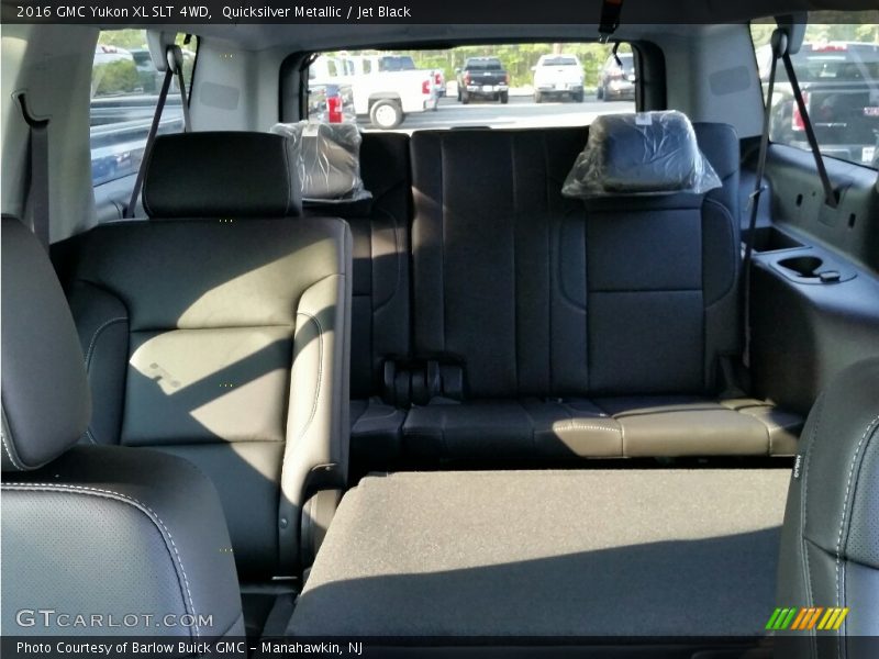 Quicksilver Metallic / Jet Black 2016 GMC Yukon XL SLT 4WD