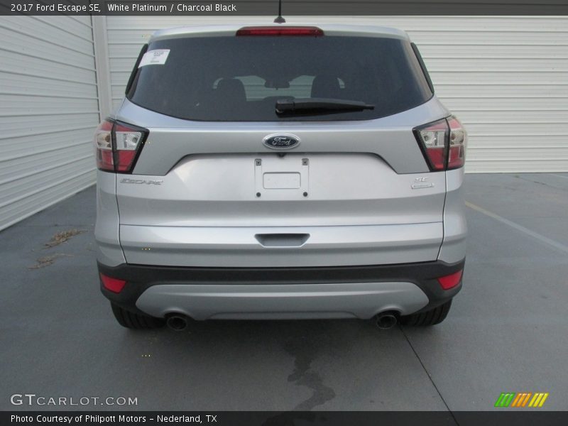 White Platinum / Charcoal Black 2017 Ford Escape SE