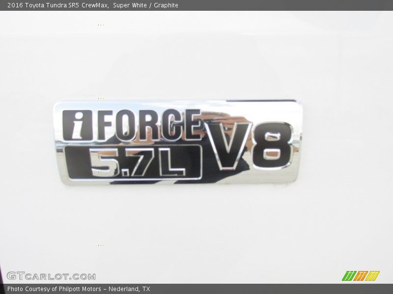 Super White / Graphite 2016 Toyota Tundra SR5 CrewMax