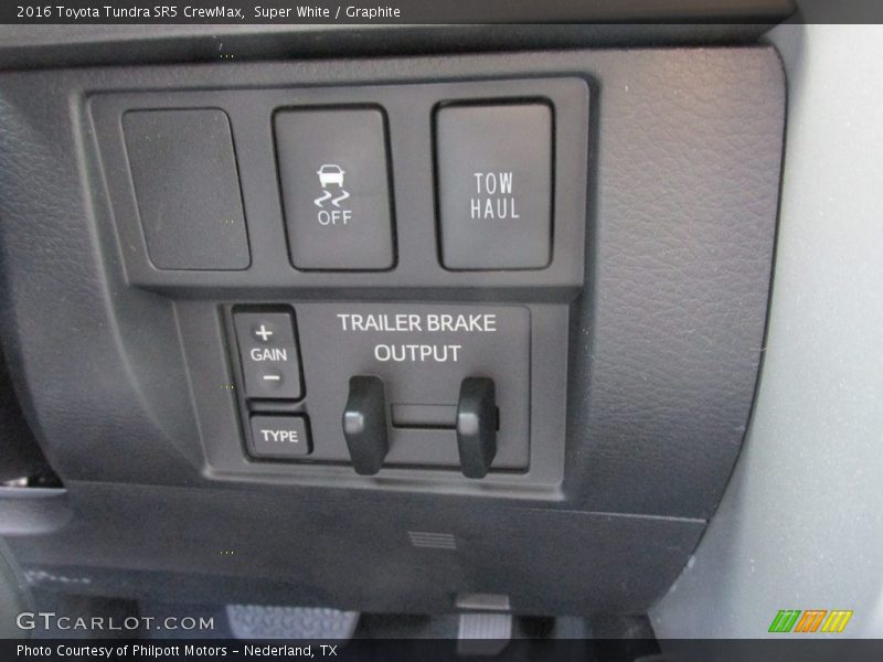 Super White / Graphite 2016 Toyota Tundra SR5 CrewMax