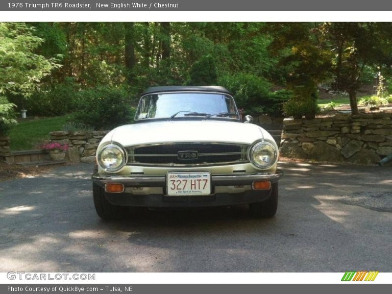 New English White / Chestnut 1976 Triumph TR6 Roadster