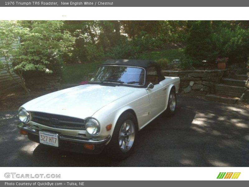 New English White / Chestnut 1976 Triumph TR6 Roadster