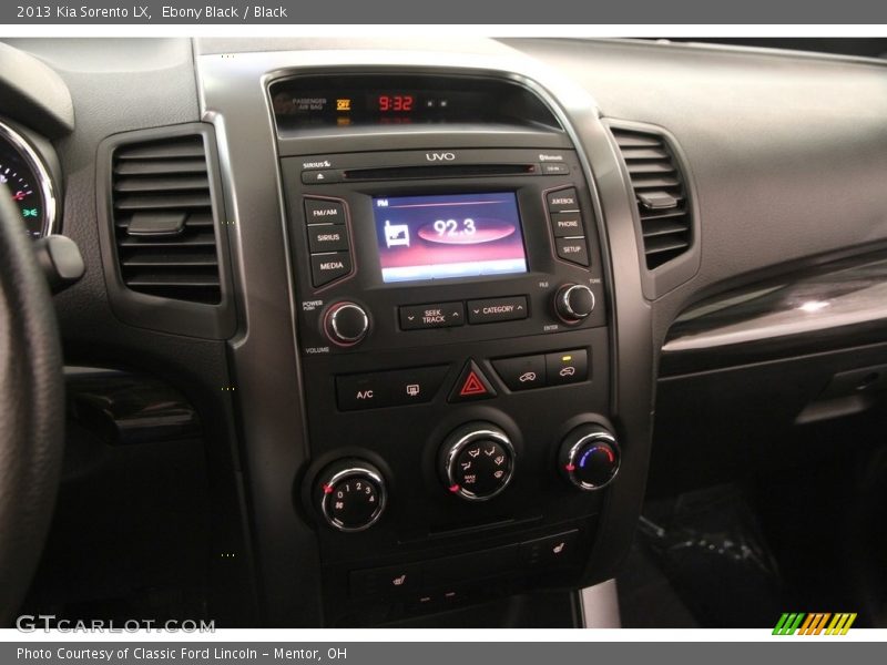 Ebony Black / Black 2013 Kia Sorento LX