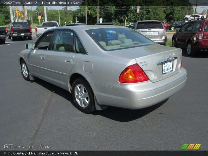 Lunar Mist Metallic / Stone 2002 Toyota Avalon XL