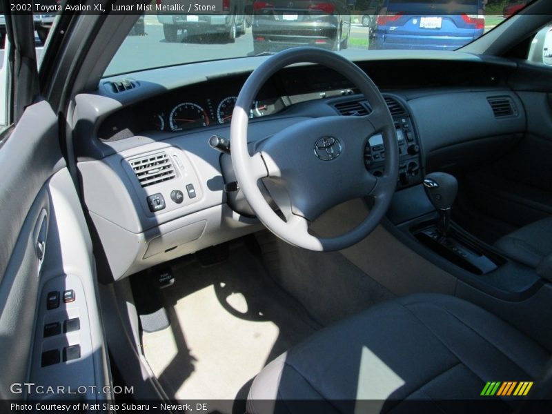 Lunar Mist Metallic / Stone 2002 Toyota Avalon XL