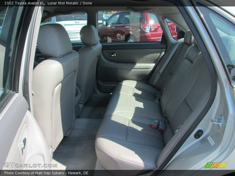 Lunar Mist Metallic / Stone 2002 Toyota Avalon XL