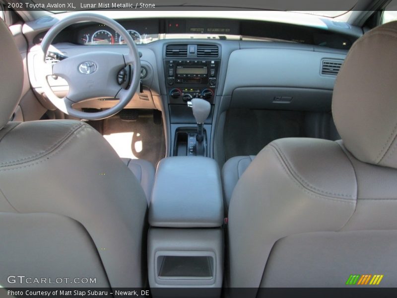Lunar Mist Metallic / Stone 2002 Toyota Avalon XL