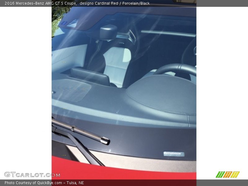 designo Cardinal Red / Porcelain/Black 2016 Mercedes-Benz AMG GT S Coupe