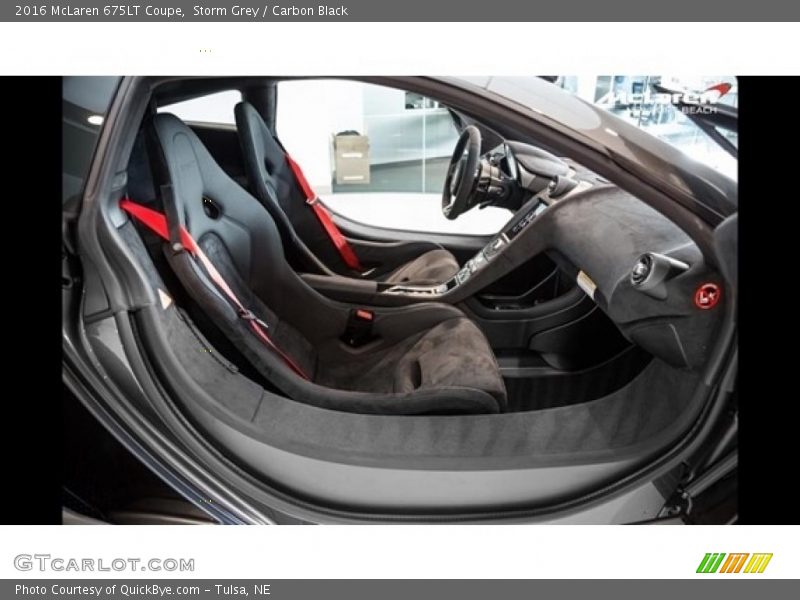 Storm Grey / Carbon Black 2016 McLaren 675LT Coupe