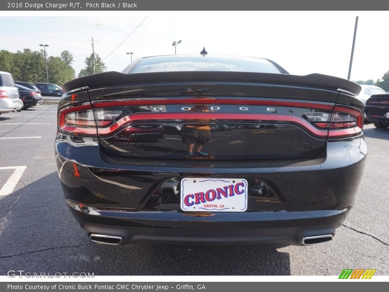 Pitch Black / Black 2016 Dodge Charger R/T