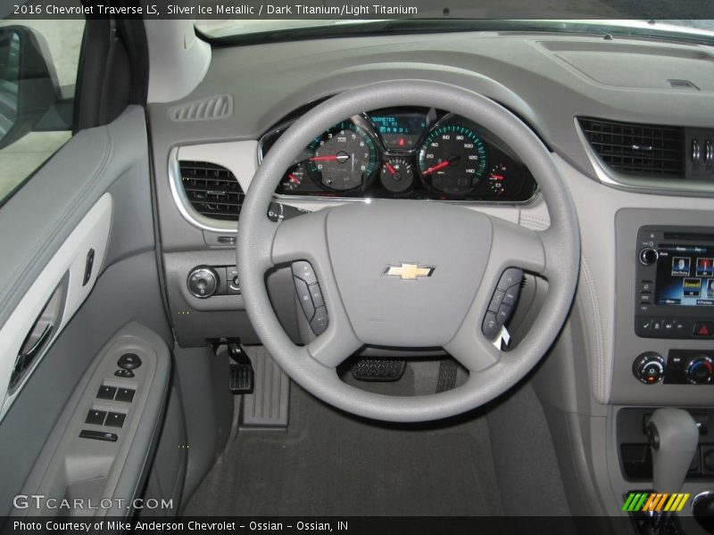 Silver Ice Metallic / Dark Titanium/Light Titanium 2016 Chevrolet Traverse LS