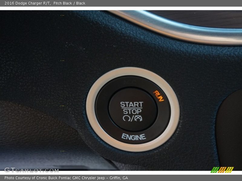 Pitch Black / Black 2016 Dodge Charger R/T