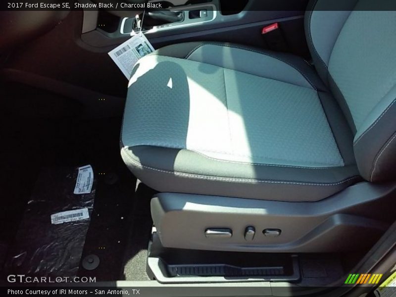 Shadow Black / Charcoal Black 2017 Ford Escape SE