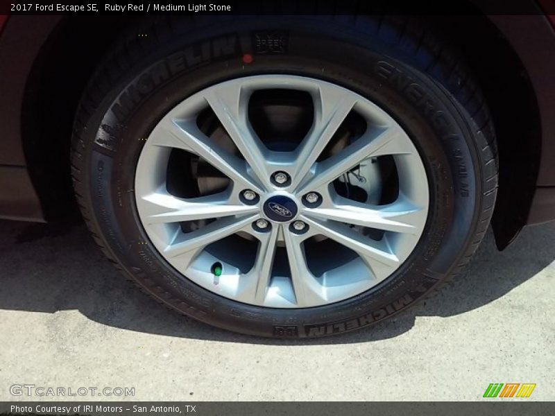 Ruby Red / Medium Light Stone 2017 Ford Escape SE