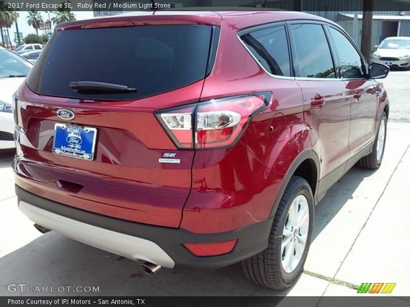 Ruby Red / Medium Light Stone 2017 Ford Escape SE