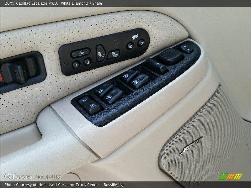 White Diamond / Shale 2005 Cadillac Escalade AWD