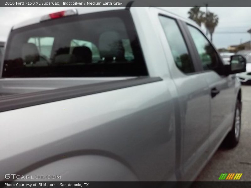Ingot Silver / Medium Earth Gray 2016 Ford F150 XL SuperCab