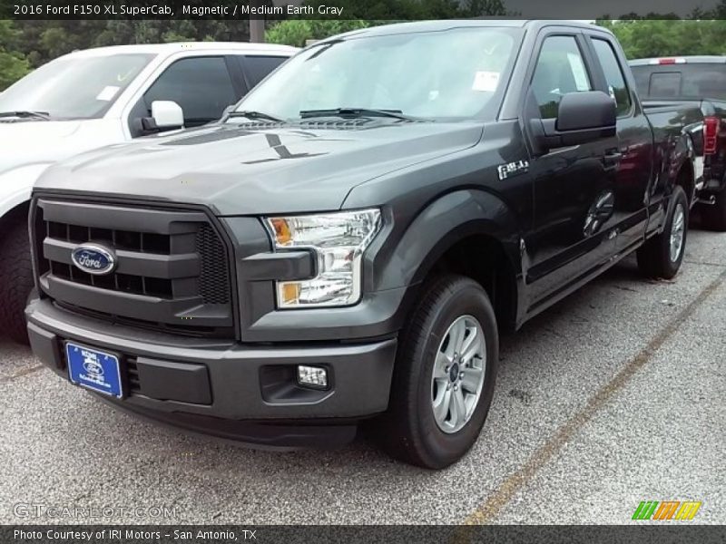 Magnetic / Medium Earth Gray 2016 Ford F150 XL SuperCab