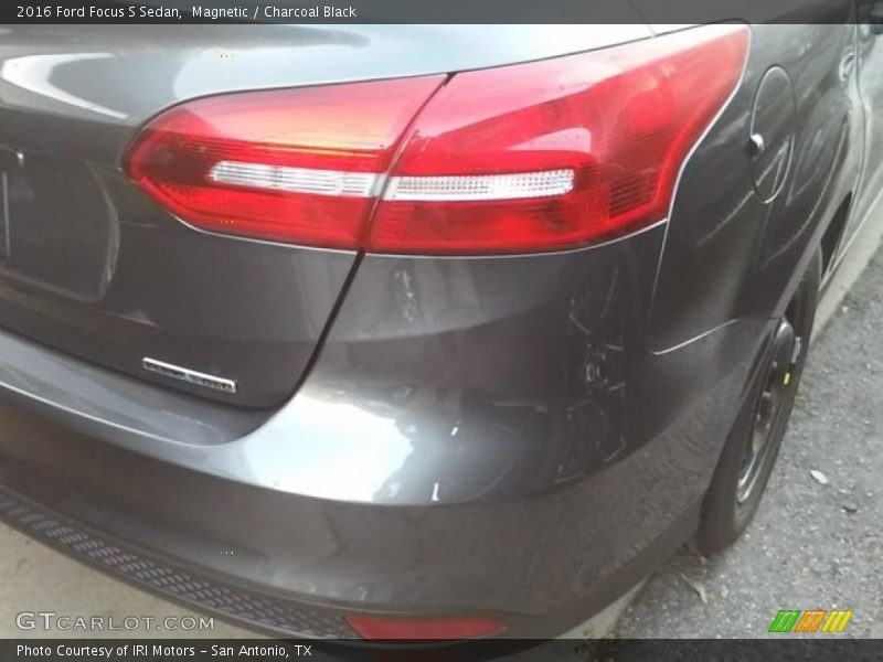Magnetic / Charcoal Black 2016 Ford Focus S Sedan